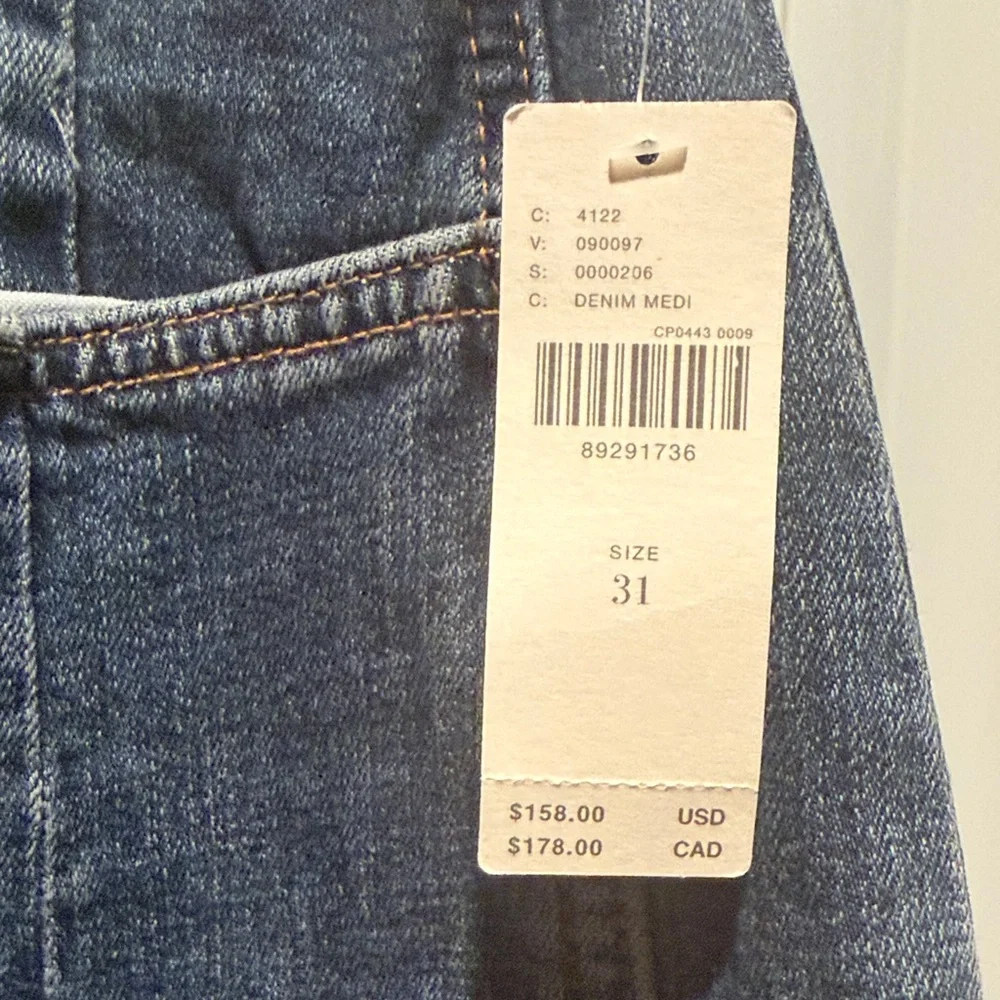 NWT Anthropologie Pilcro Kenna Mid Rise Heritage  Blue Camo Patch Barrel Jeans - Picture 13 of 13